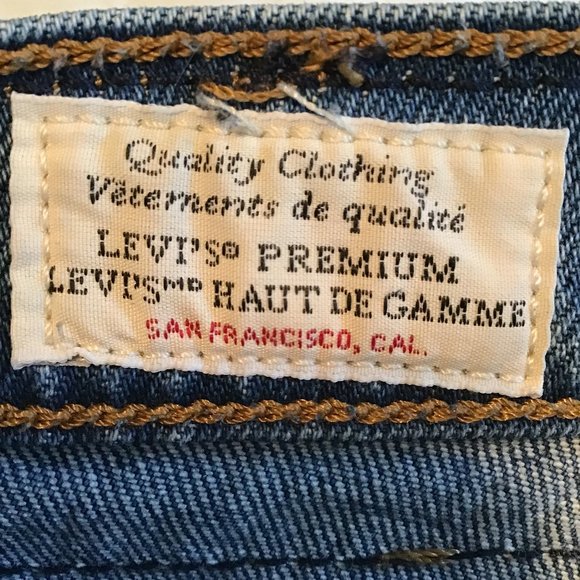 Levi’s Premium Distressed High Rise Button Fly Wedgie Jeans - Picture 9 of 11